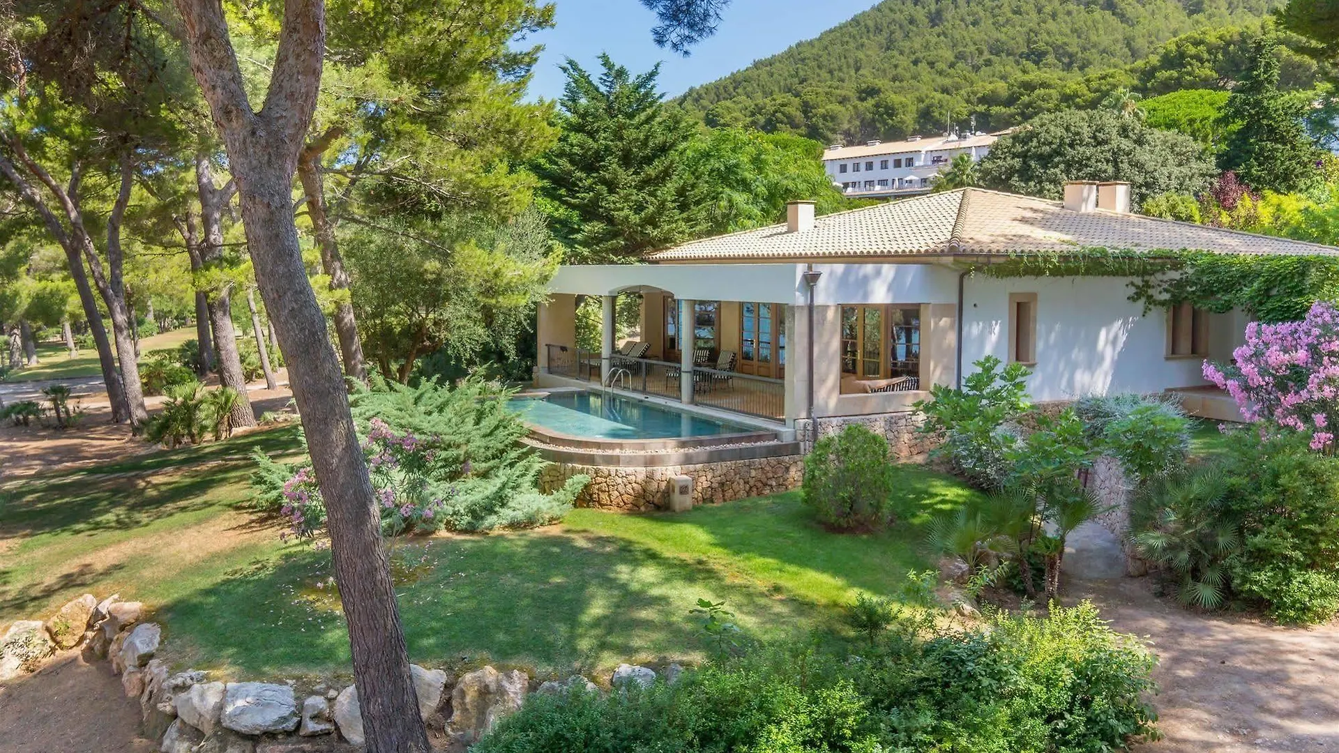 Formentor, A Royal Hideaway Hotel Поланко