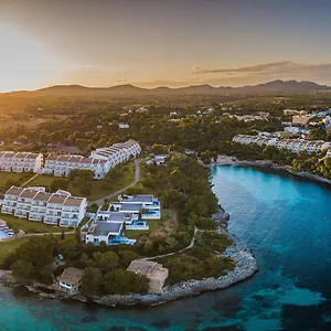 Rezort Ikos Porto Petro, Portopetro